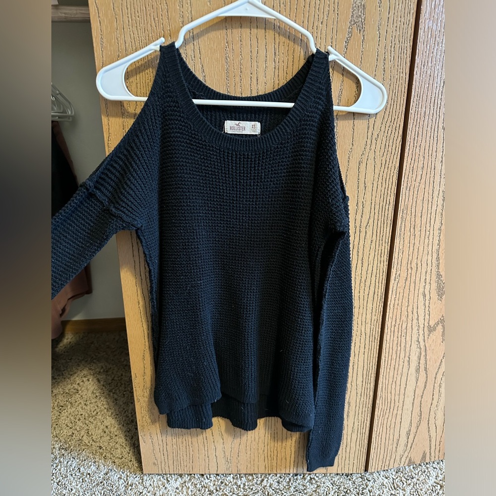 Black Hollister Sweater w/ shoulder cut outs